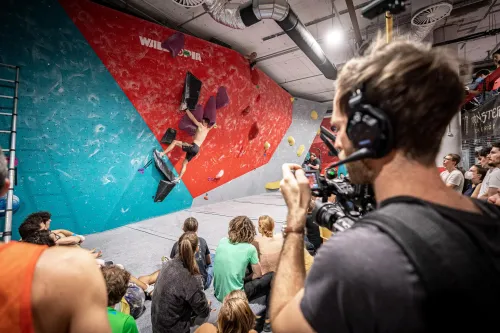 A live broadcast was made about the event, which was narrated by my friend Bálint (who is also often asked by Eurosport), and it was shared across various social media channels.